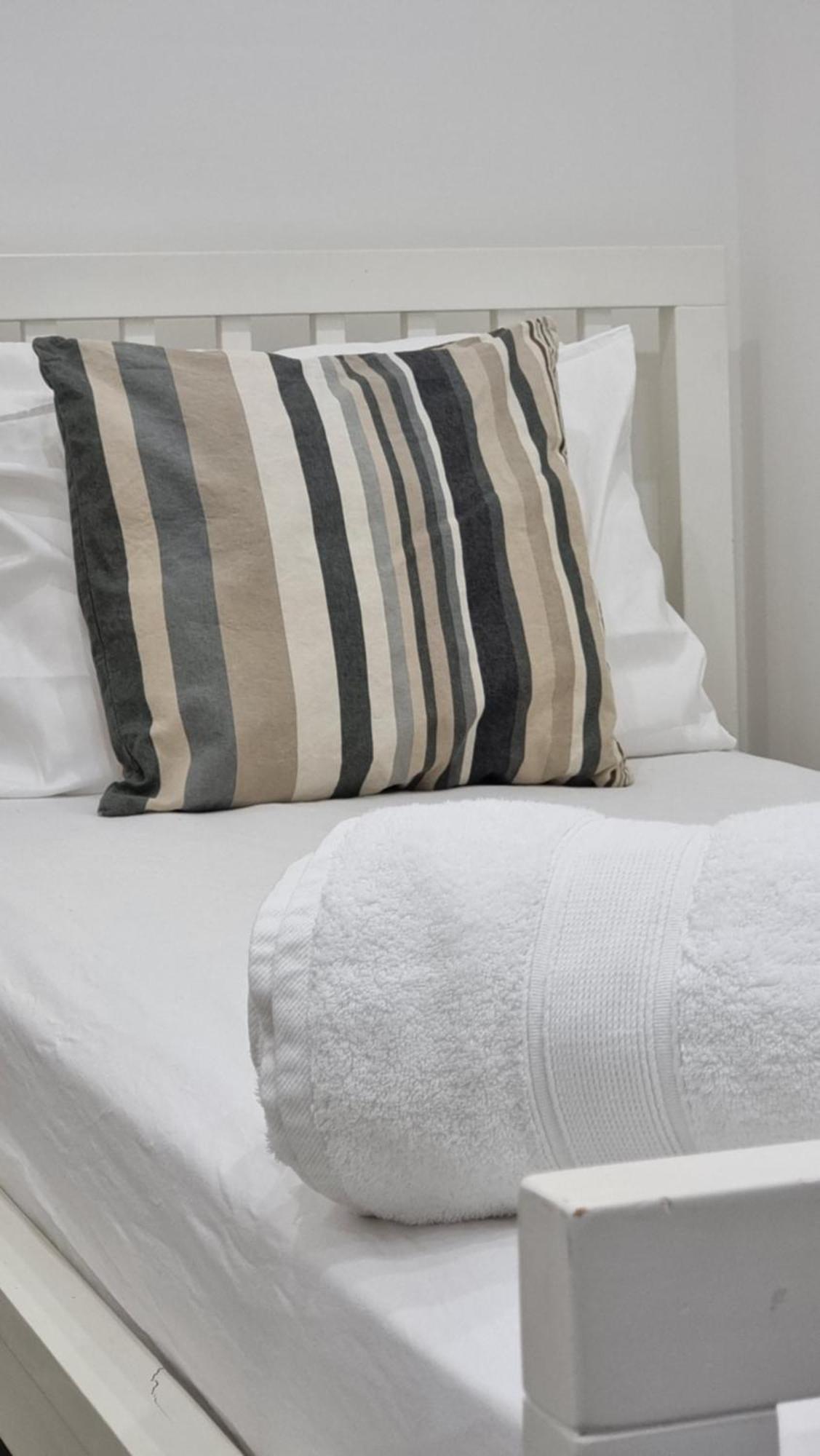לונדון Brand New Flat Close To Turnpike Lane Tube Station מראה חיצוני תמונה